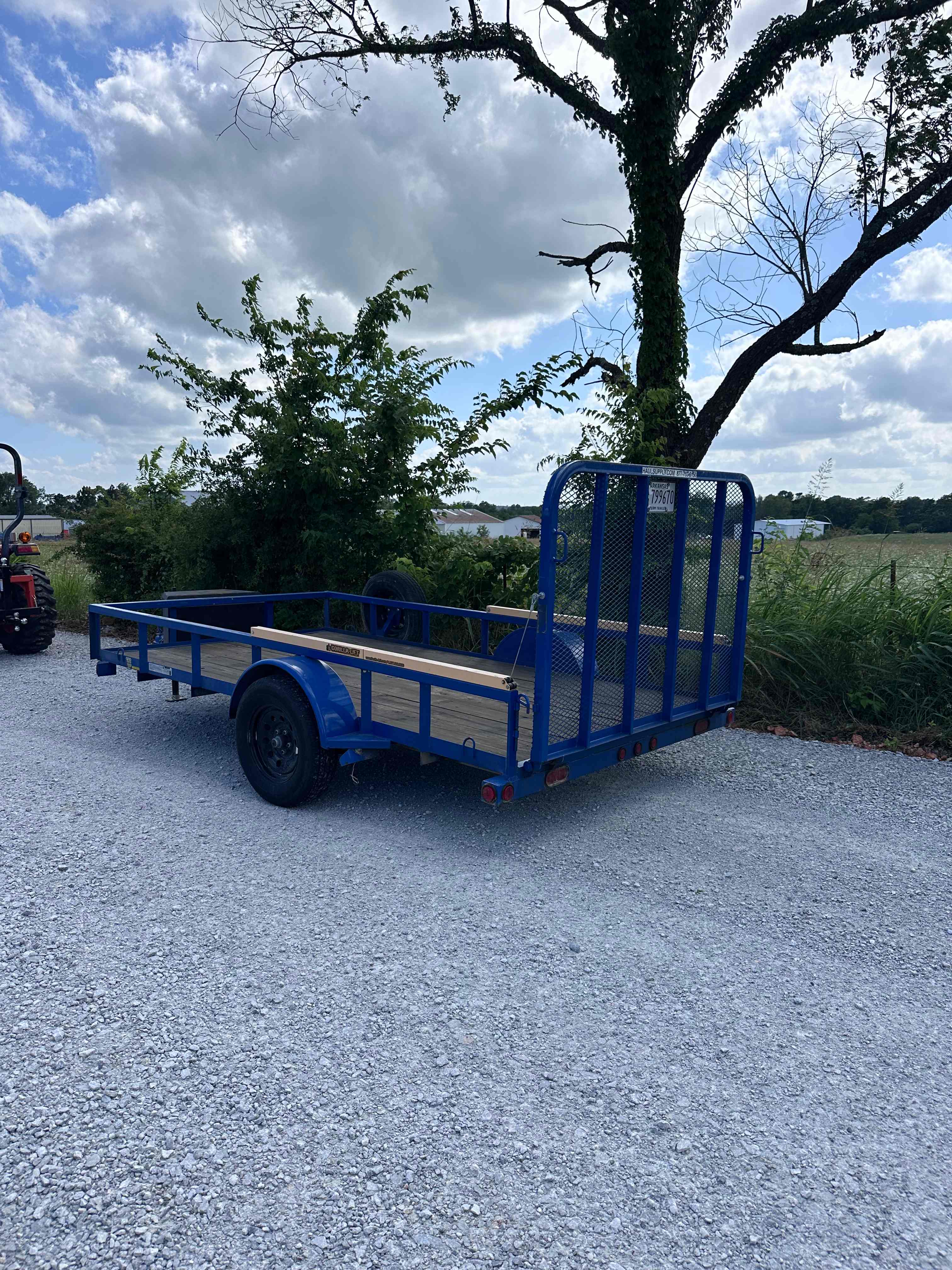 12ft Utility Trailer - Load Trail w/ ramp thumbnail 3