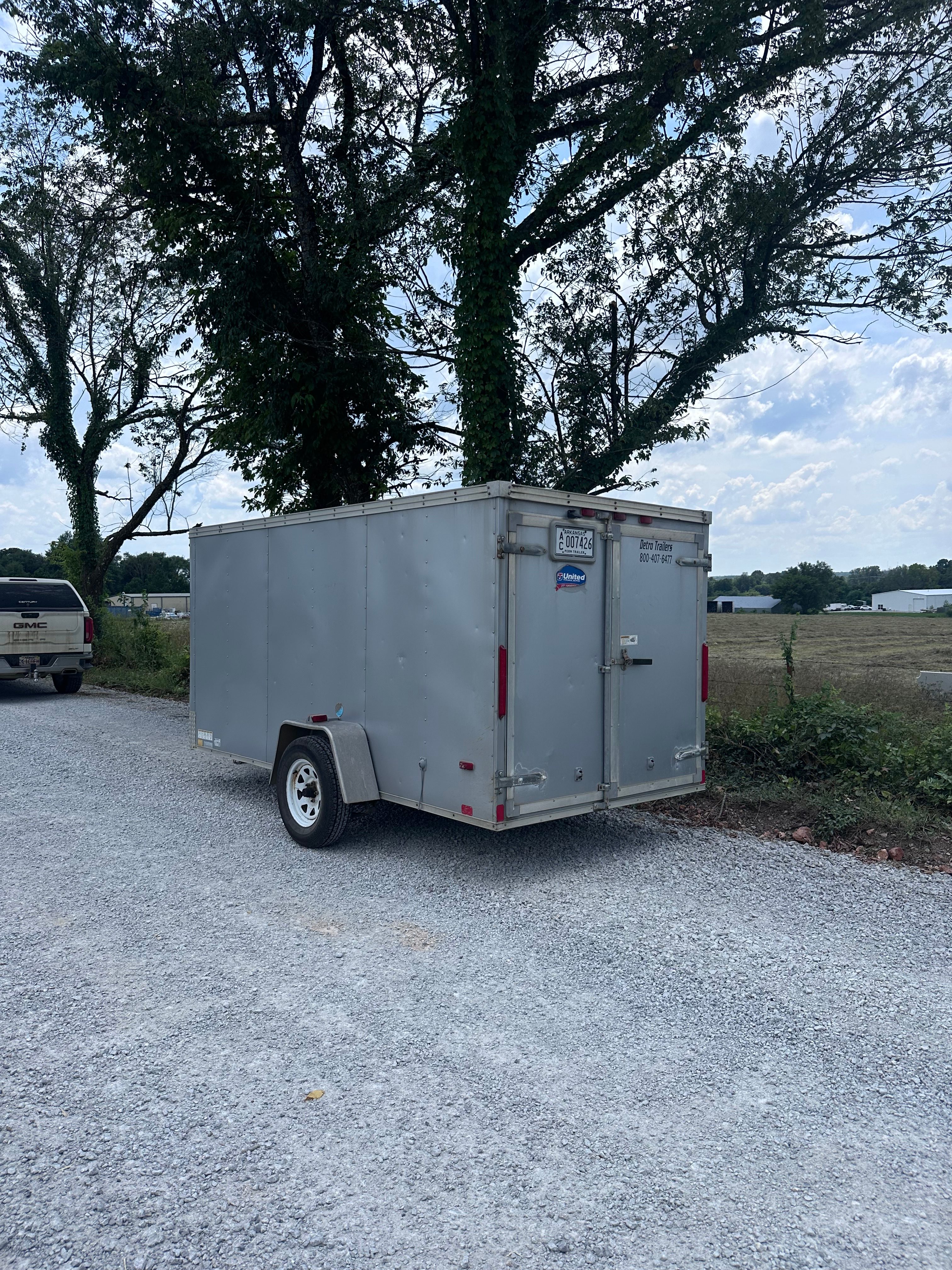 6 x 12 Enclosed Trailer thumbnail 3